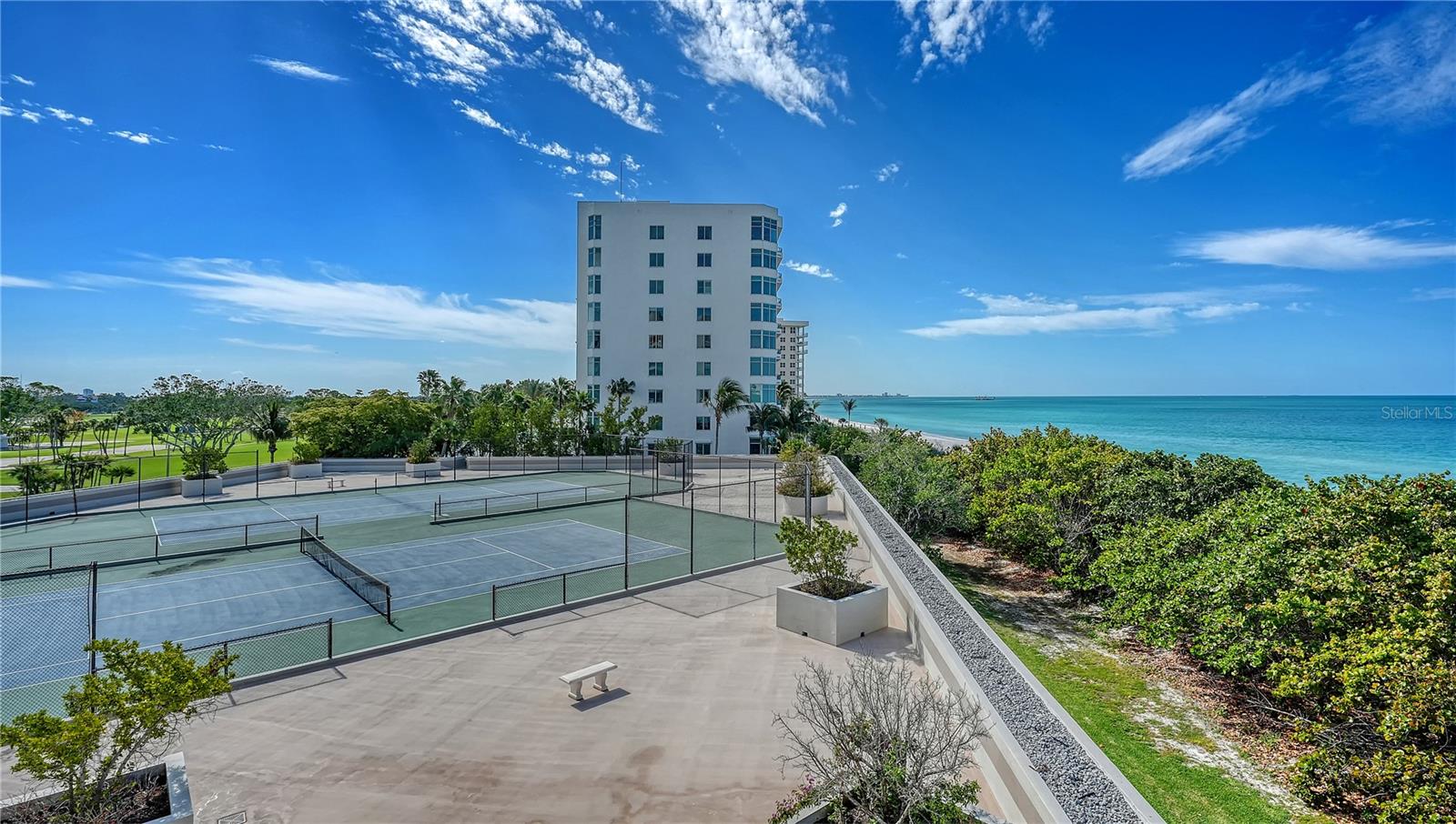 775 LONGBOAT CLUB RD #408
