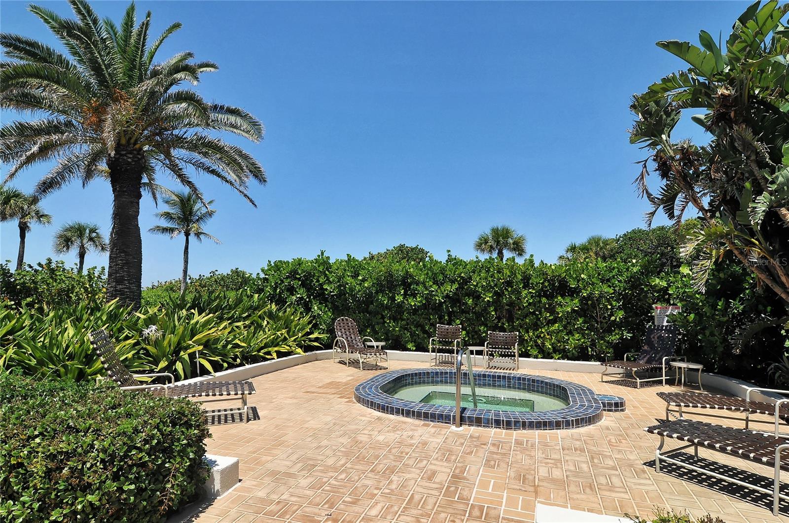 775 LONGBOAT CLUB RD #408
