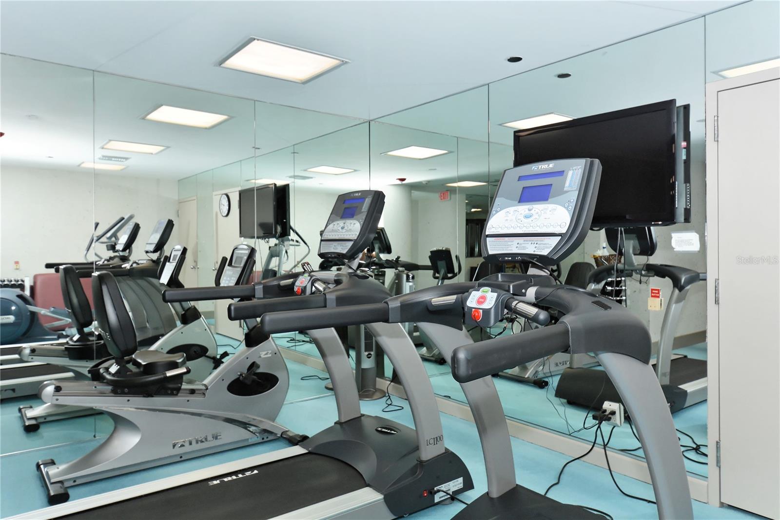 775 LONGBOAT CLUB RD #408