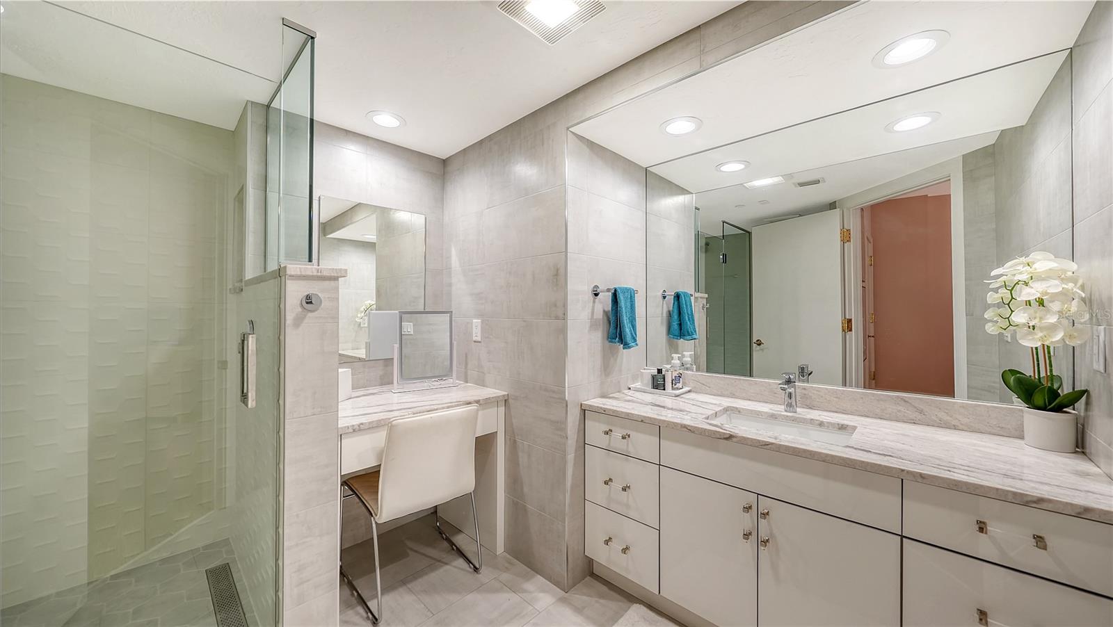 1241 GULF OF MEXICO DR #304