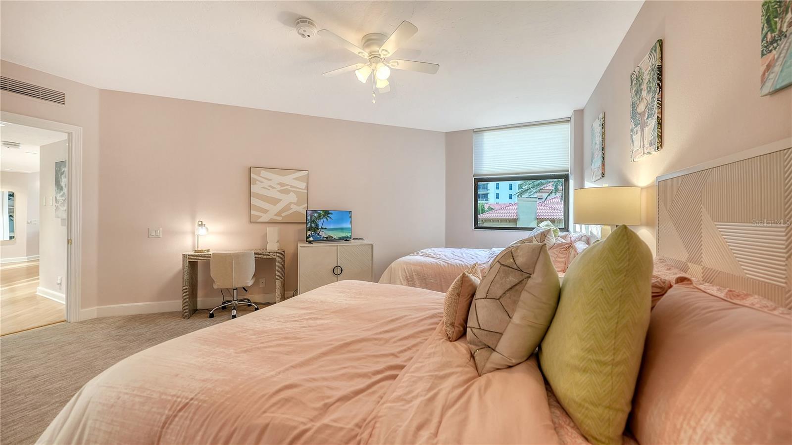 1241 GULF OF MEXICO DR #304