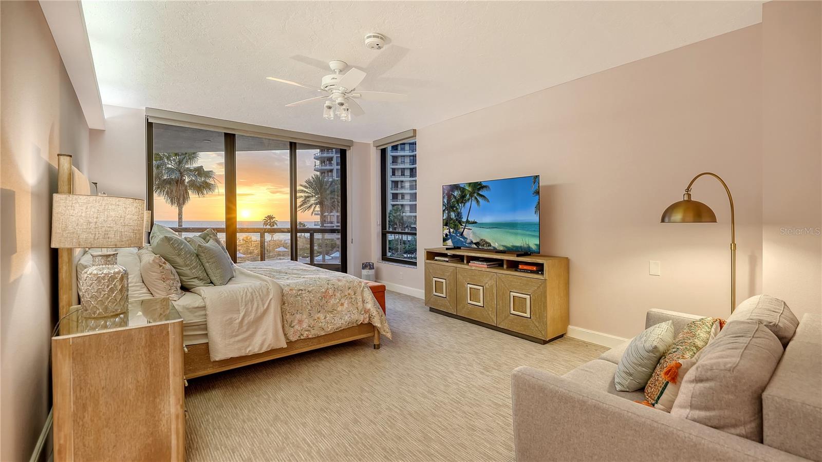 1241 GULF OF MEXICO DR #304