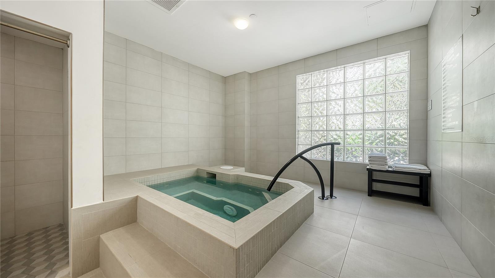 1241 GULF OF MEXICO DR #304