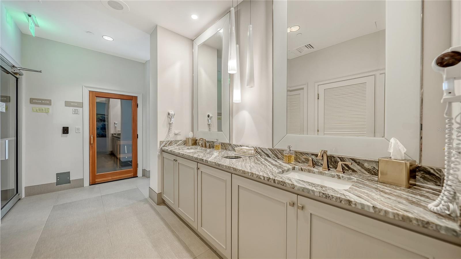 1241 GULF OF MEXICO DR #304