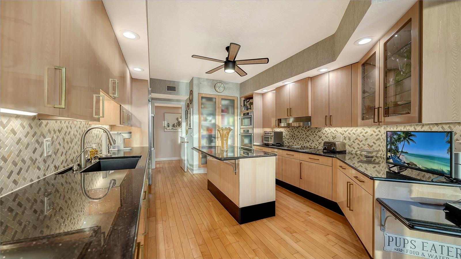 1241 GULF OF MEXICO DR #304