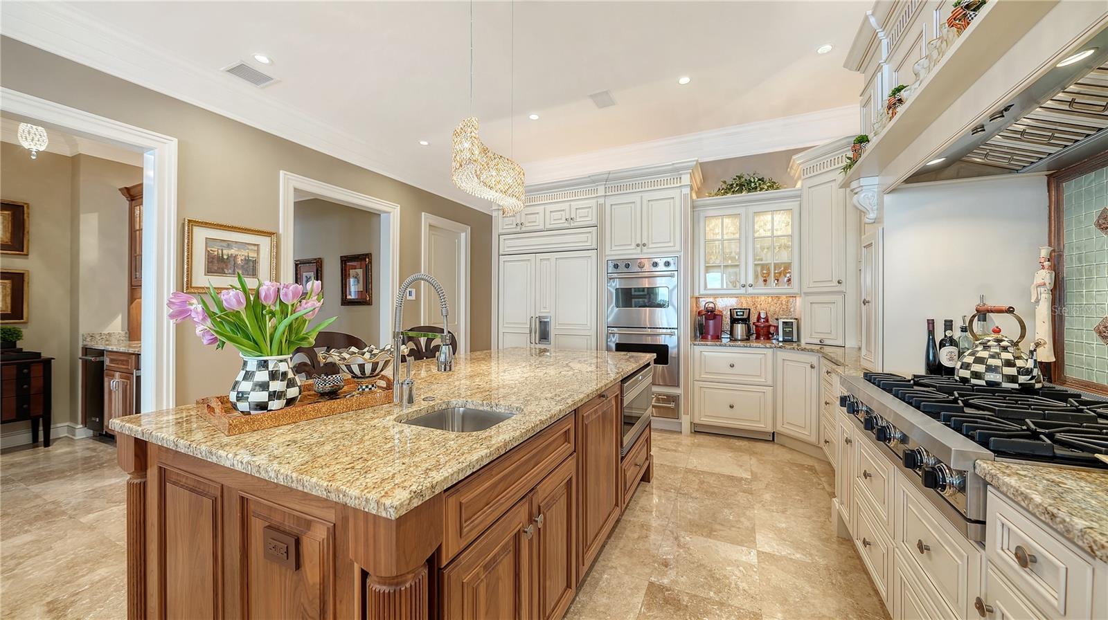 667 MOURNING DOVE DR