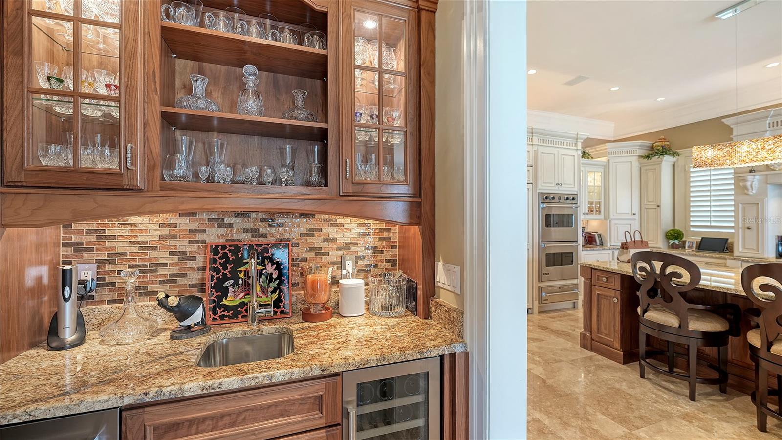 667 MOURNING DOVE DR