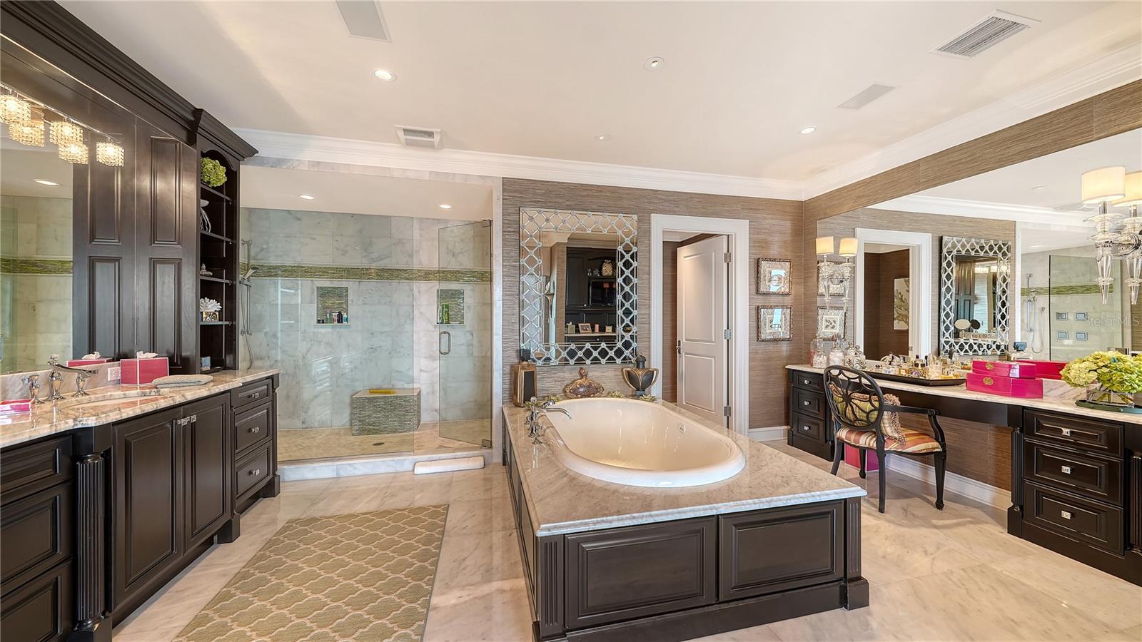 667 MOURNING DOVE DR