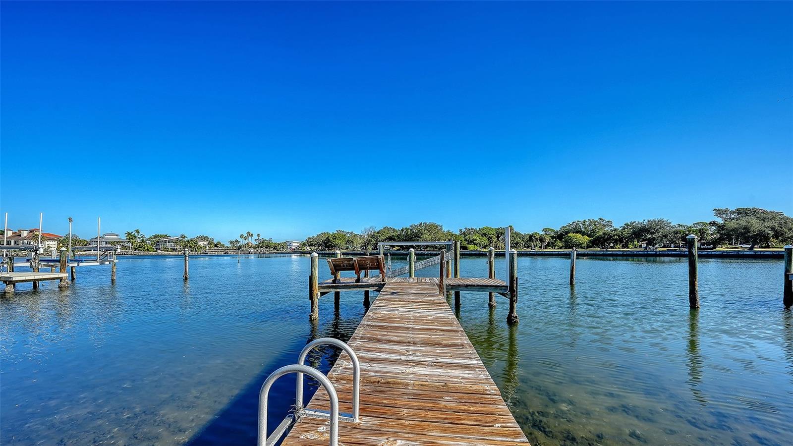 355 S SHORE DR