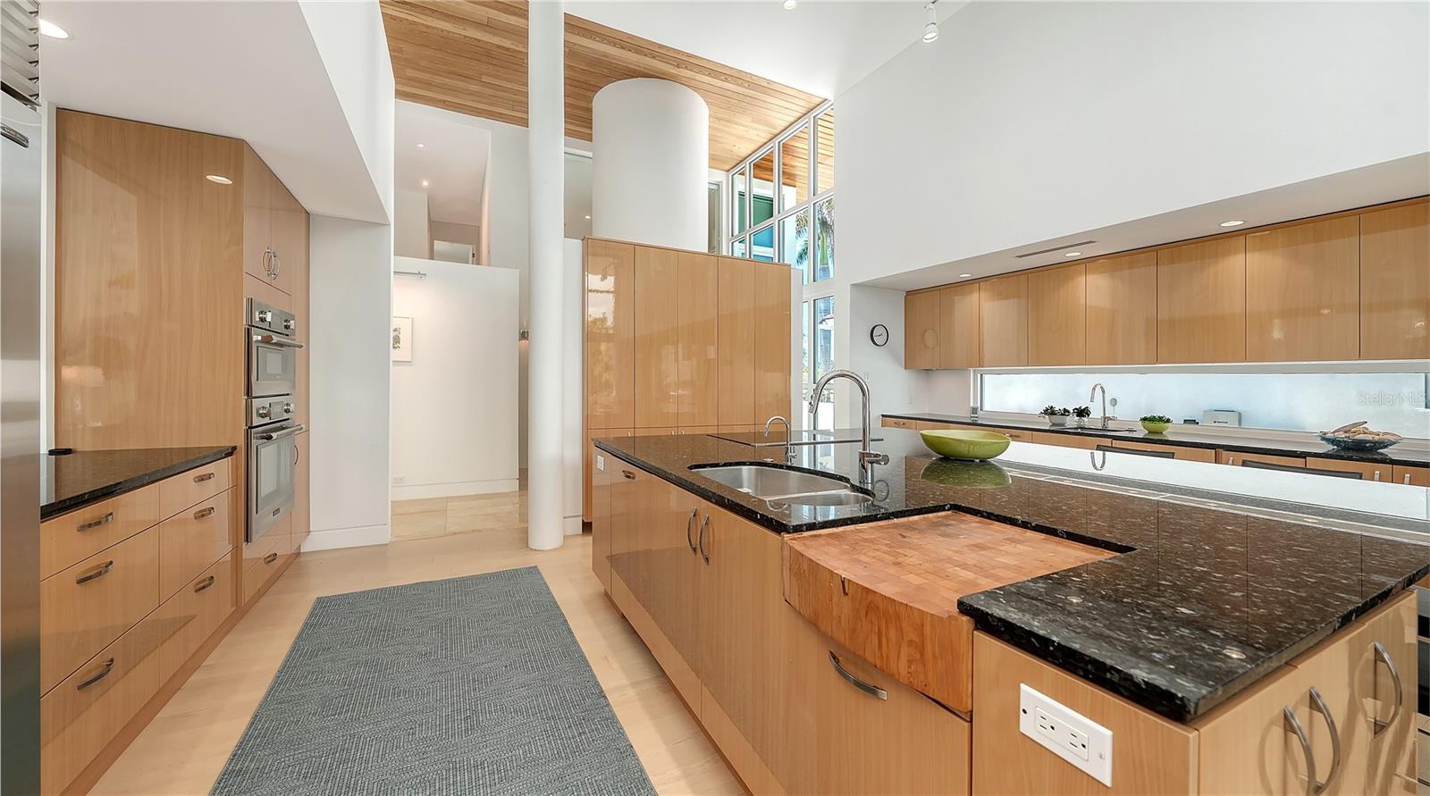 246 MORNINGSIDE DR