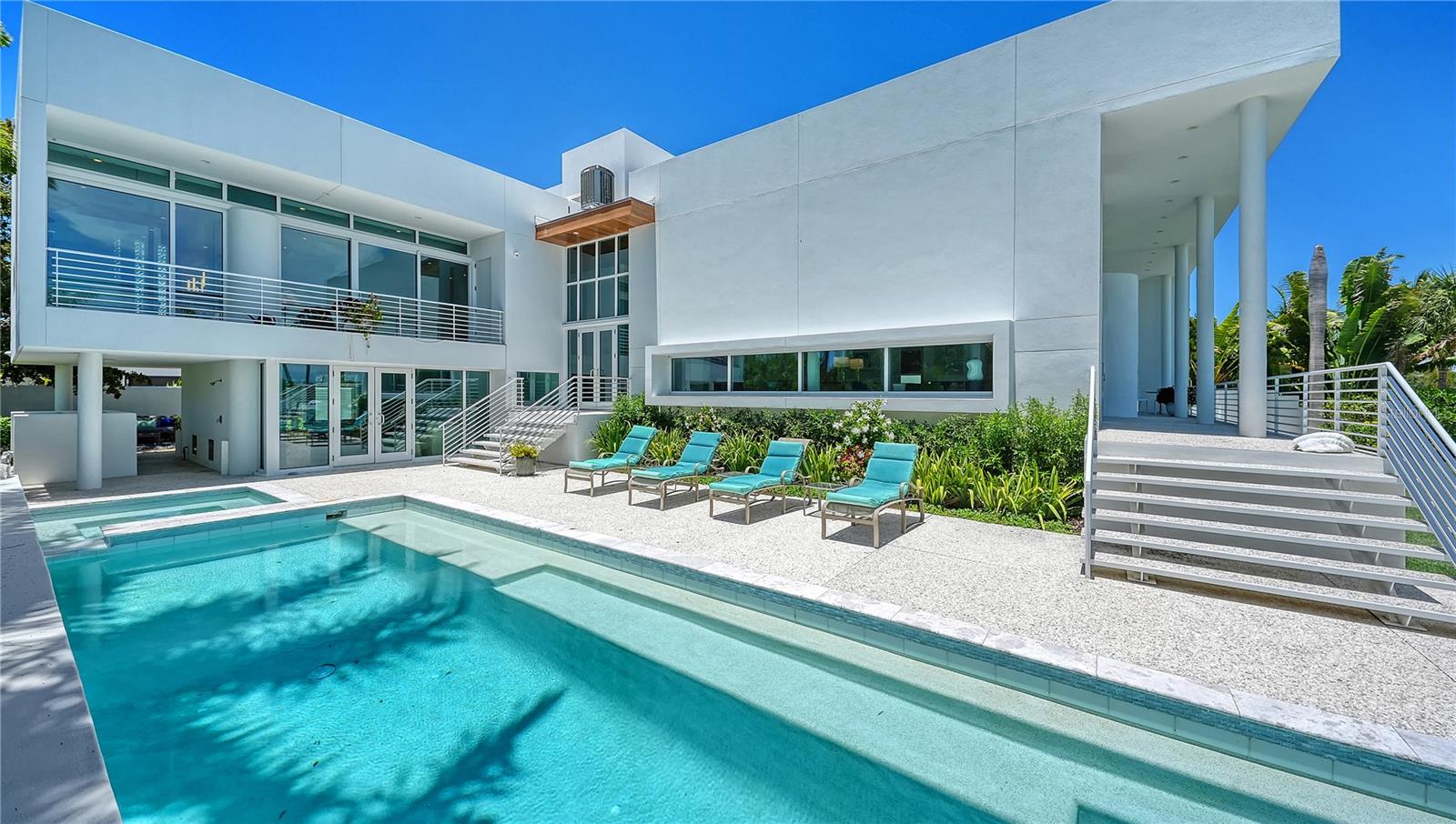 246 MORNINGSIDE DR