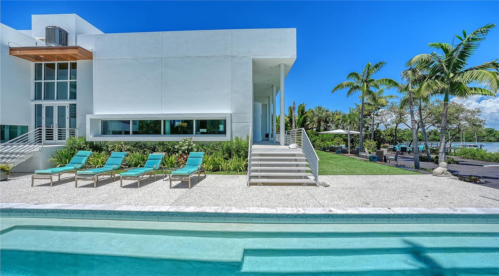 246 MORNINGSIDE DR