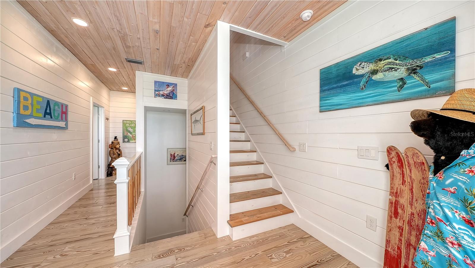 180 HORSESHOE LOOP RD
