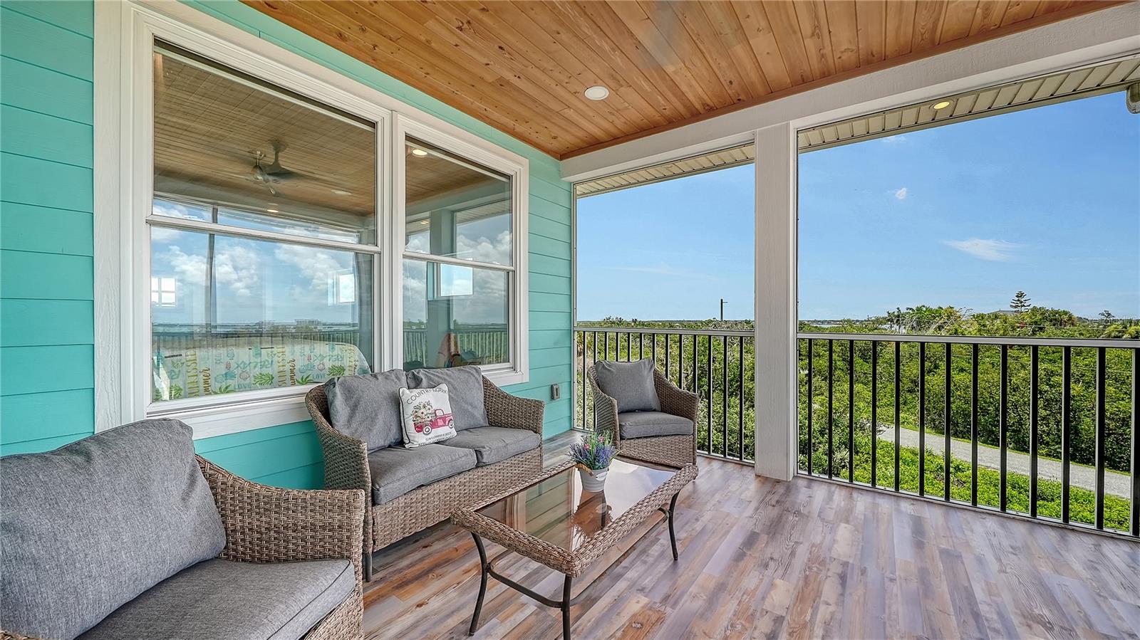 180 HORSESHOE LOOP RD
