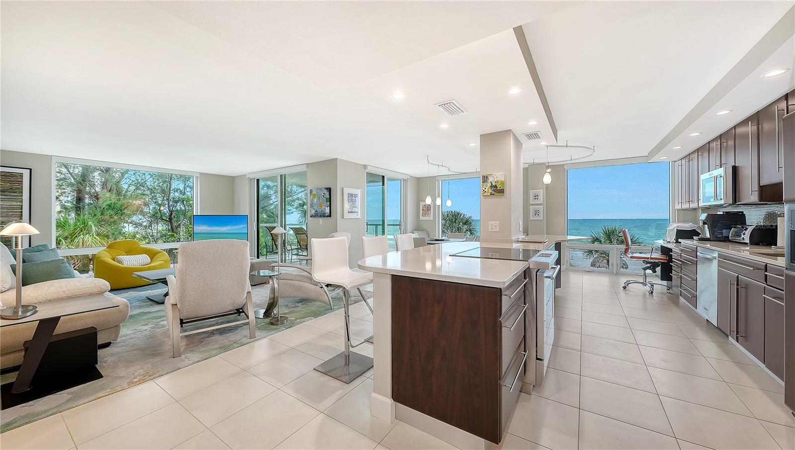 2425 GULF OF MEXICO DR #3A
