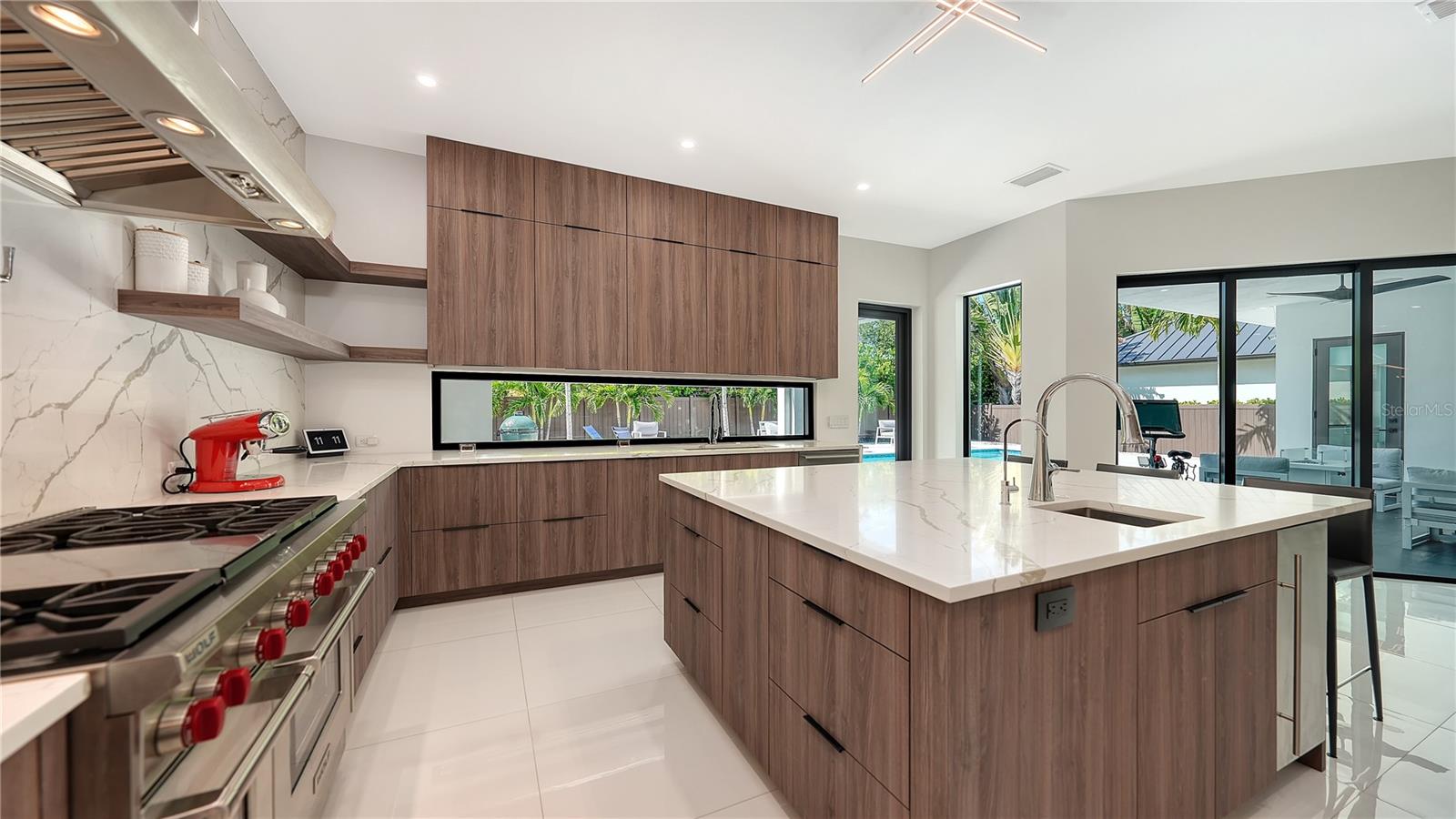 1960 BOYCE ST