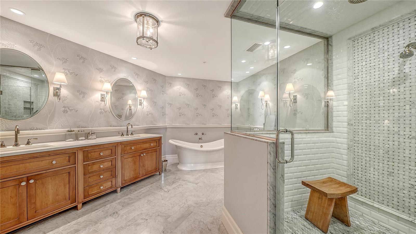 1300 BENJAMIN FRANKLIN DR #908
