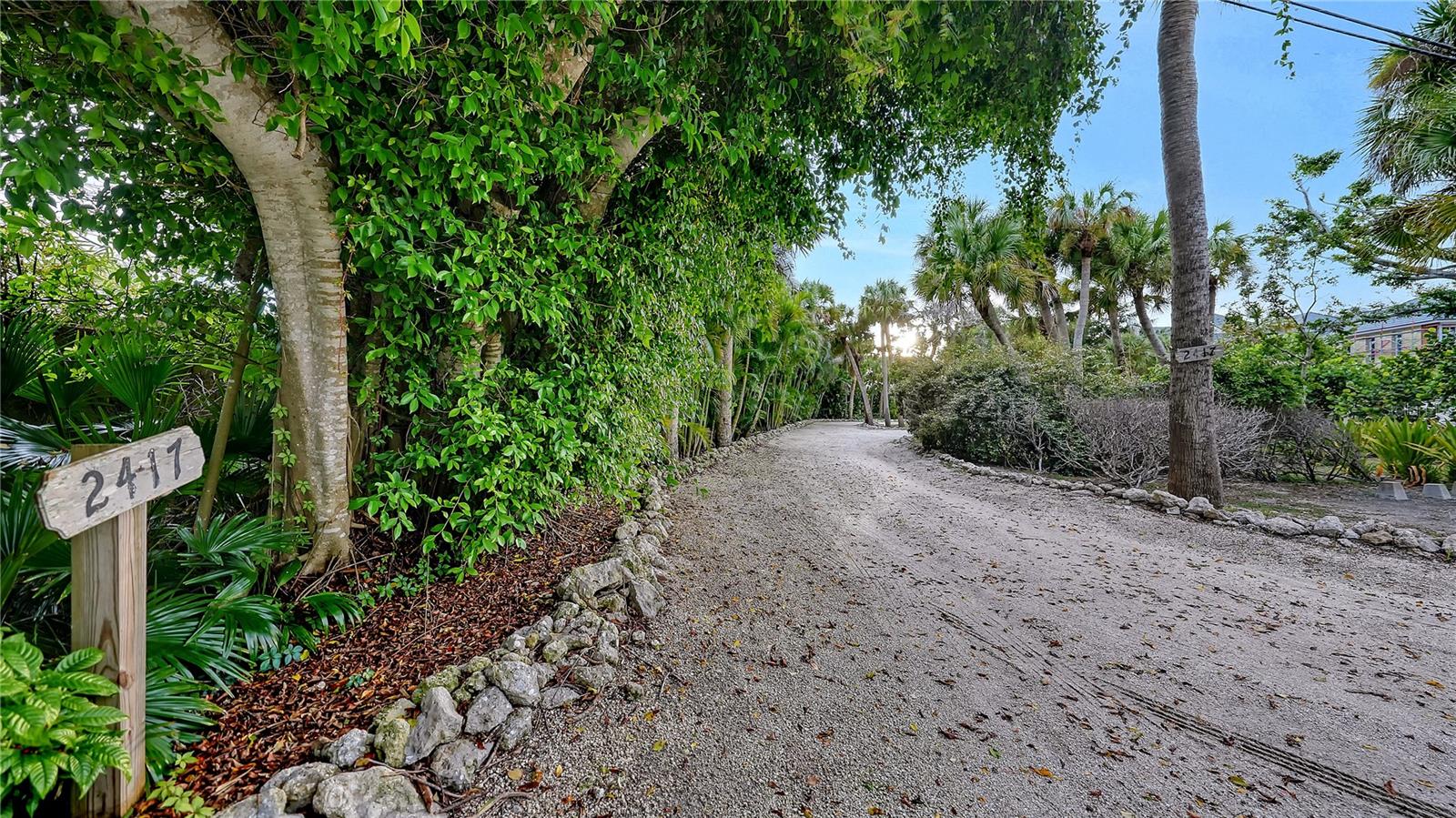 2417 CASEY KEY RD