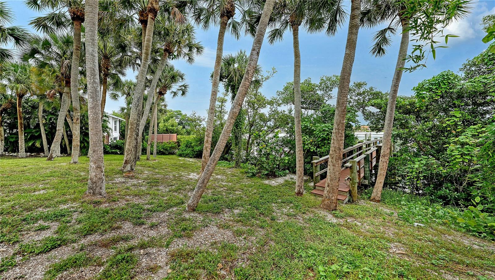 2417 CASEY KEY RD