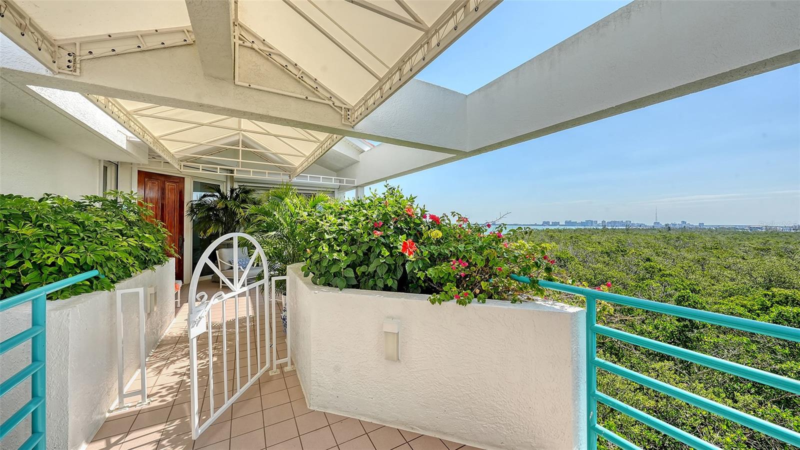340 GULF OF MEXICO DR #136