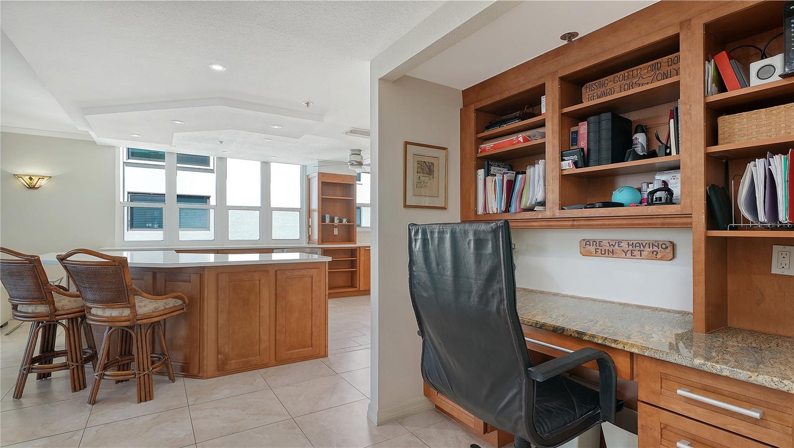 99 SUNSET DR #401