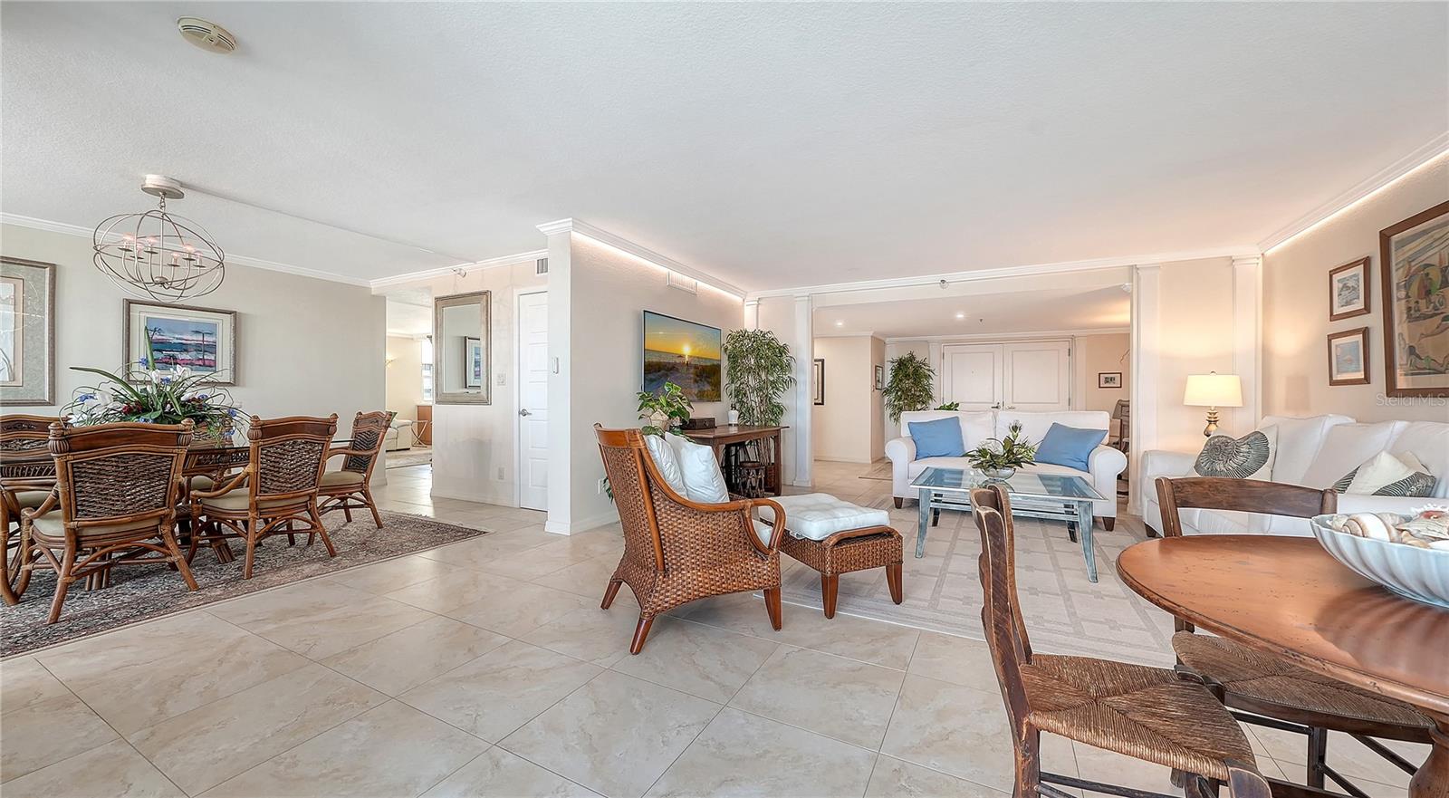 99 SUNSET DR #401