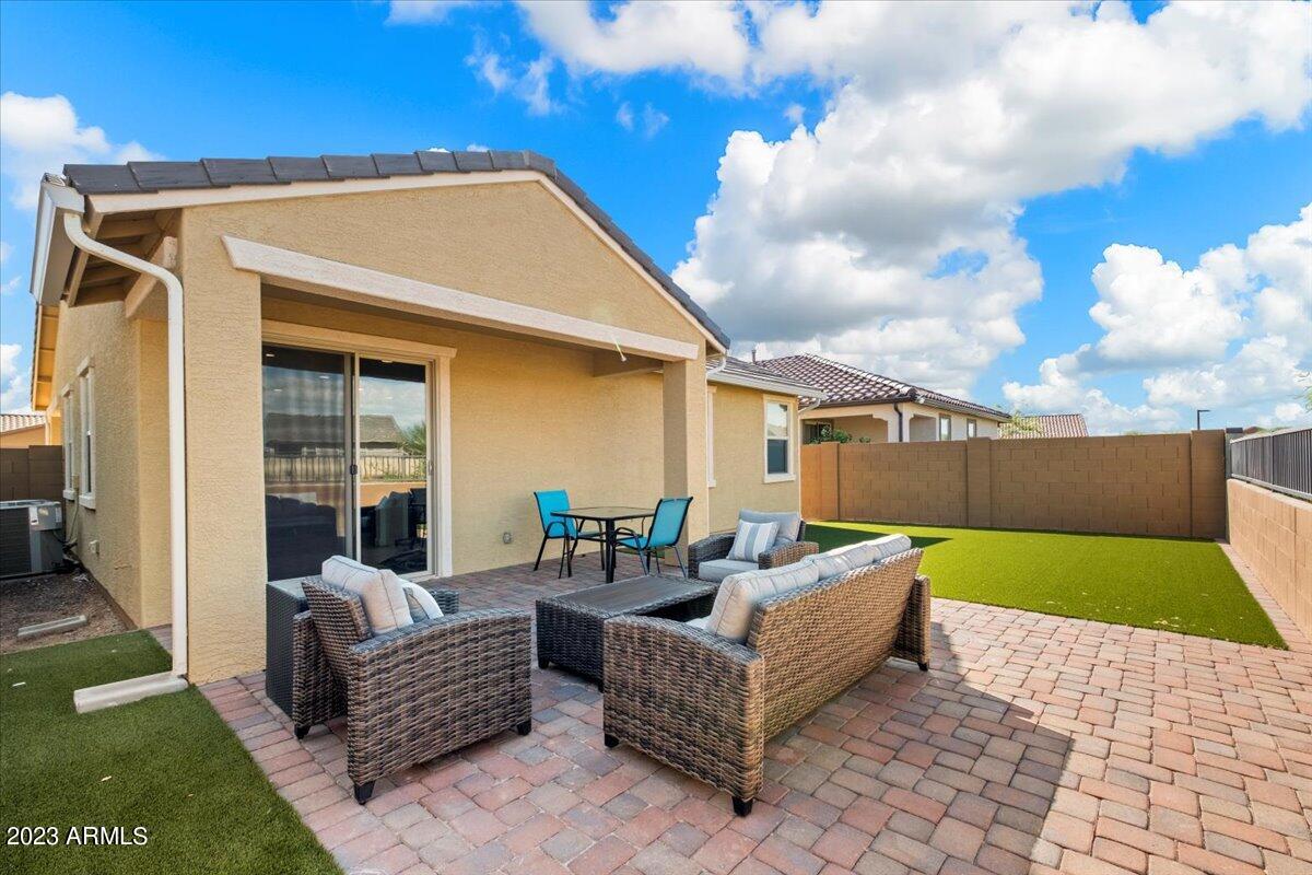 8920 W Solano Drive