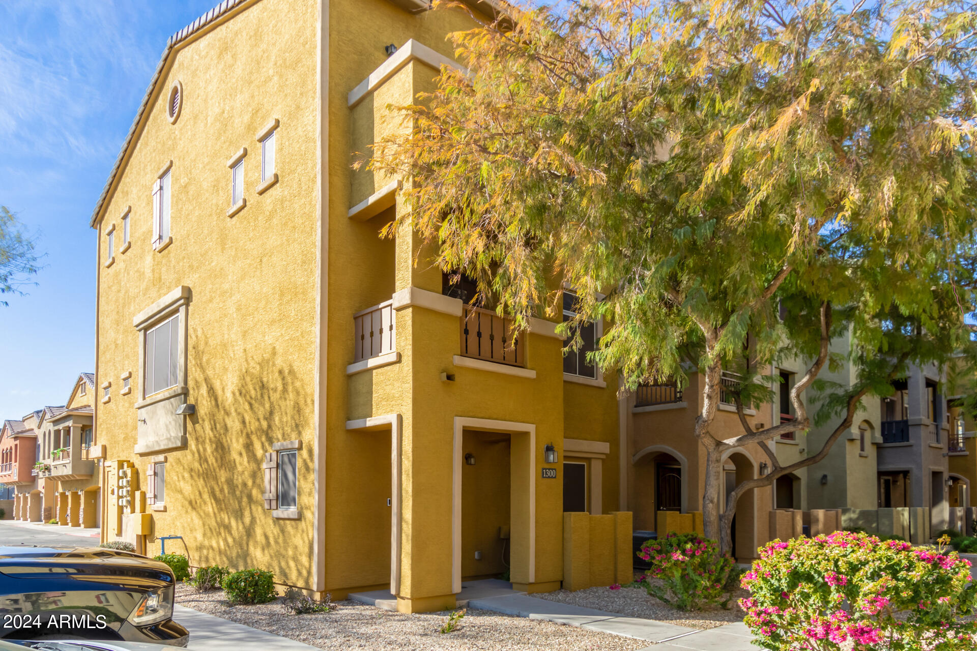 2150 W ALAMEDA Road # 1300