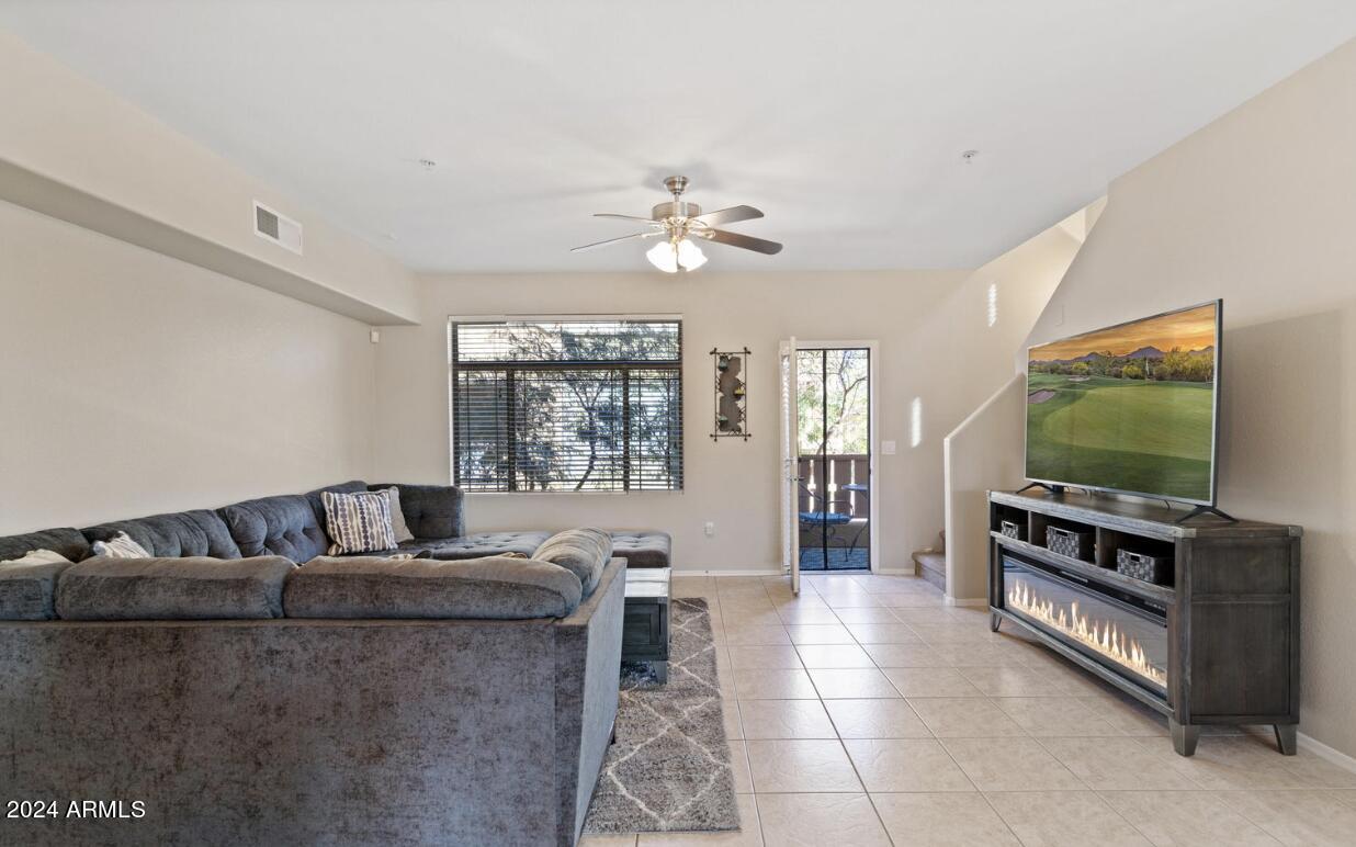 2150 W ALAMEDA Road # 1300