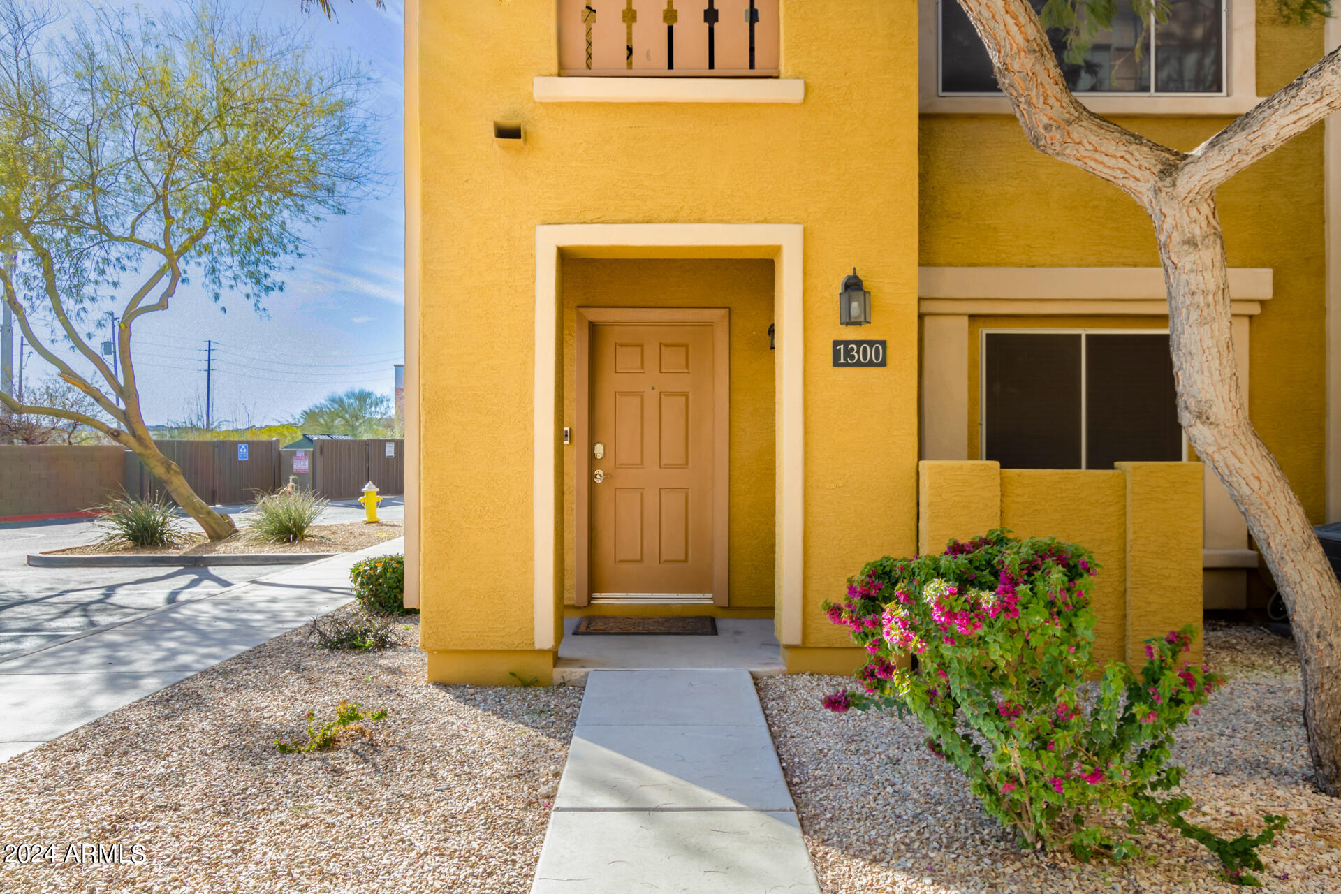 2150 W ALAMEDA Road # 1300