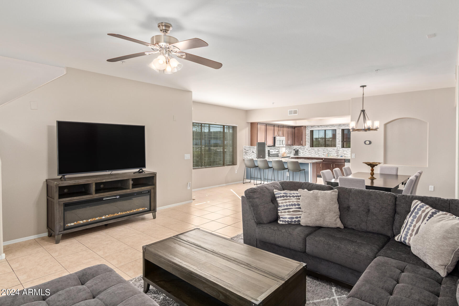 2150 W ALAMEDA Road # 1300