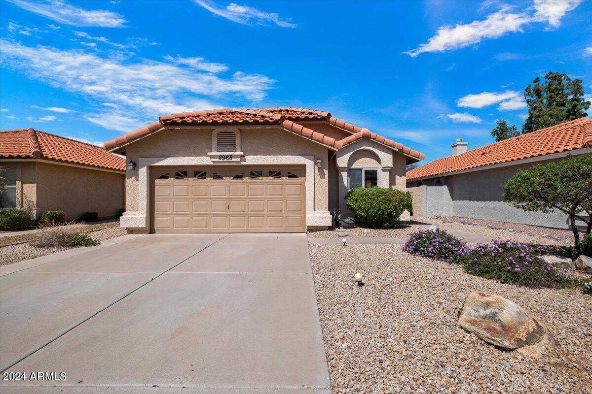 8968 E DAHLIA Drive