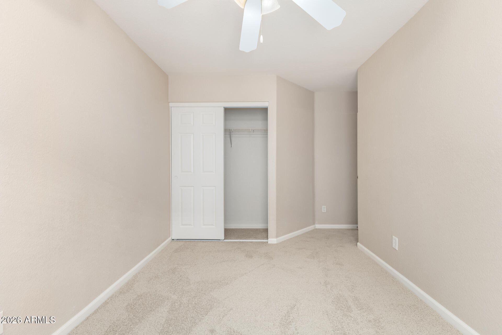 3136 E DESERT Lane