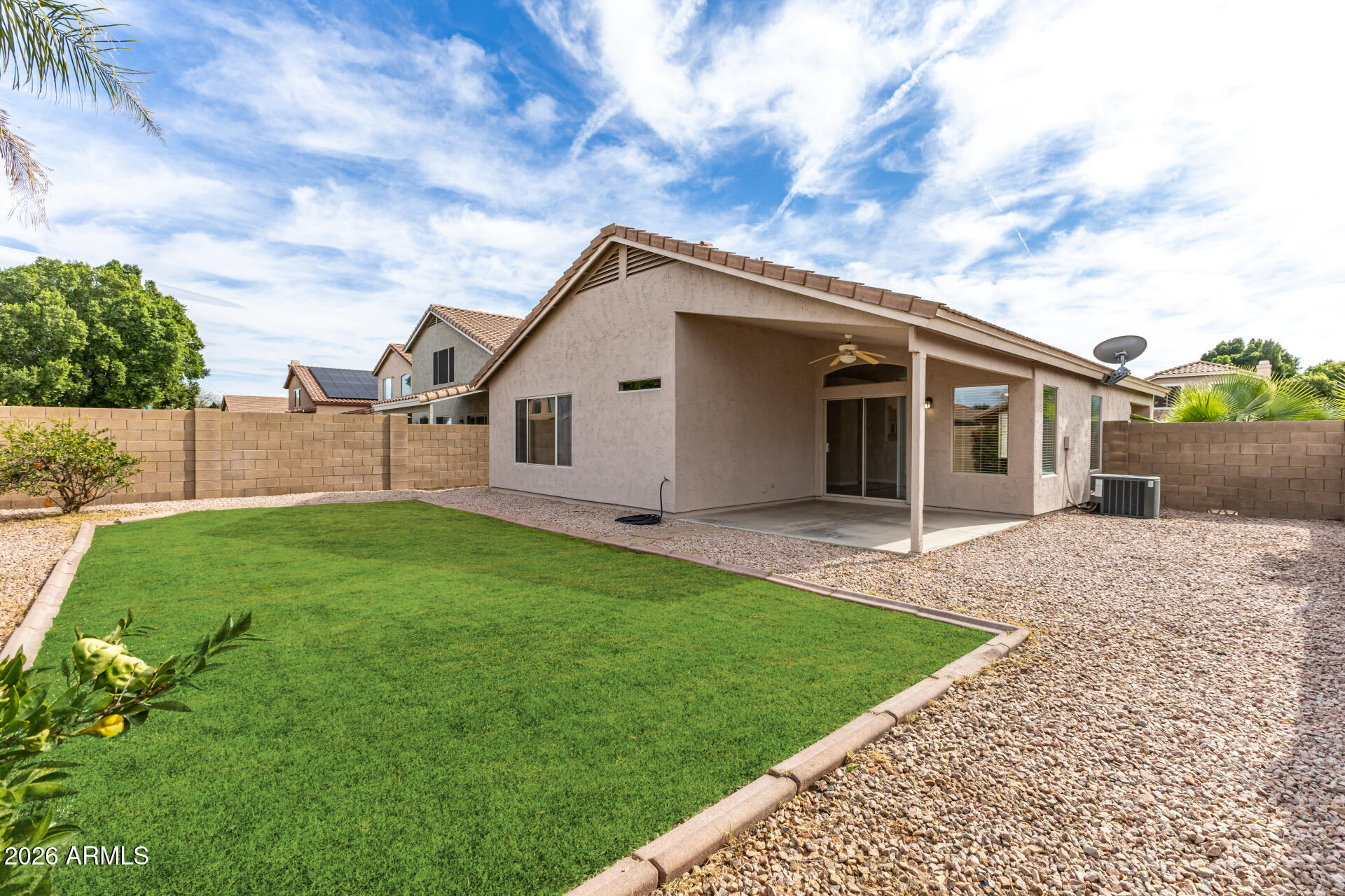 3136 E DESERT Lane