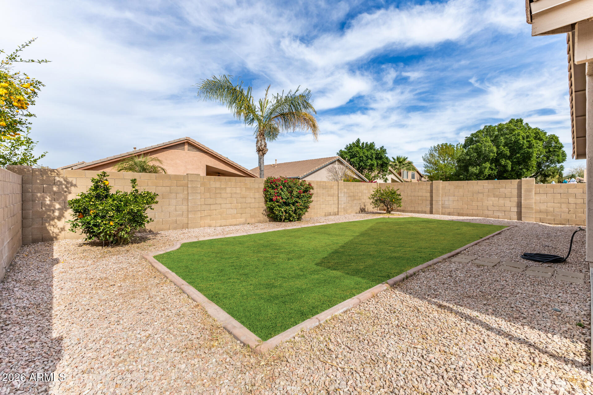 3136 E DESERT Lane
