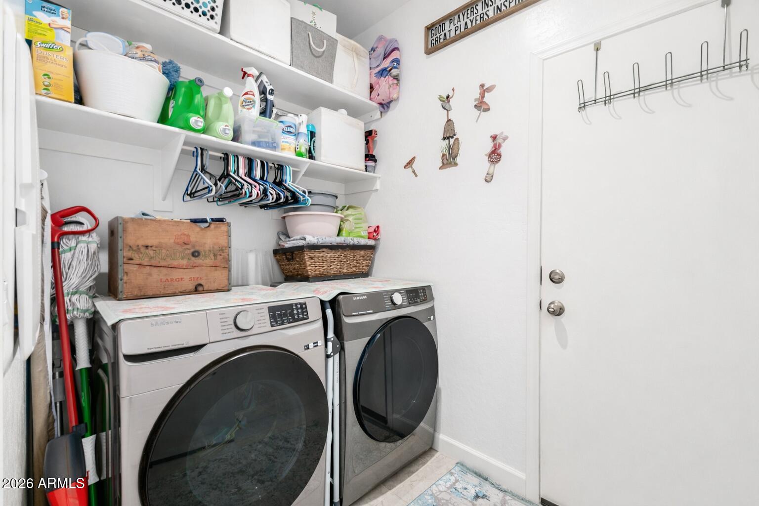 10172 S HOLANDES Drive