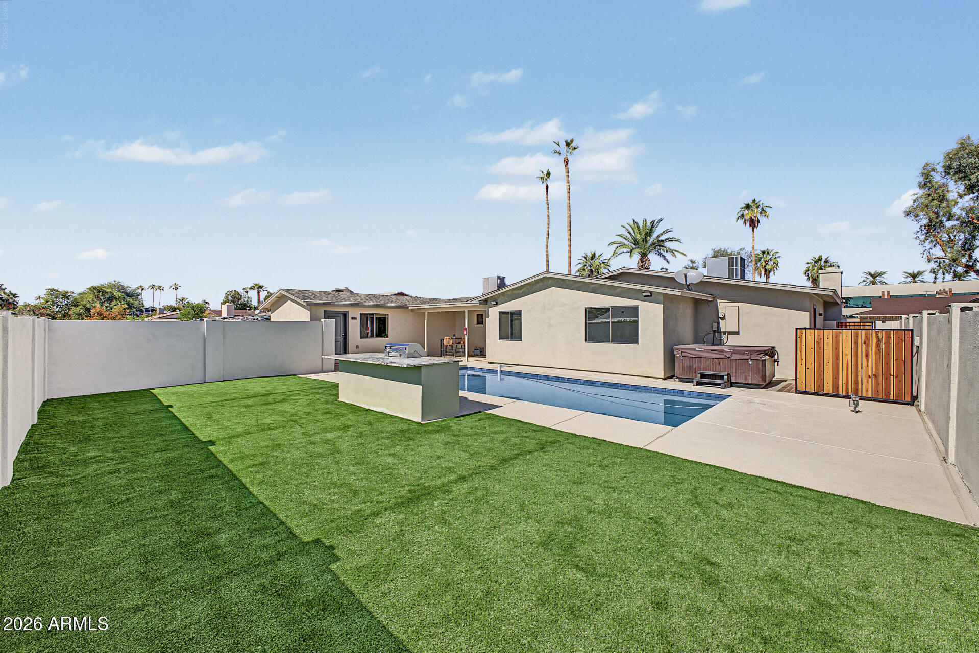 2163 E PALMCROFT Drive