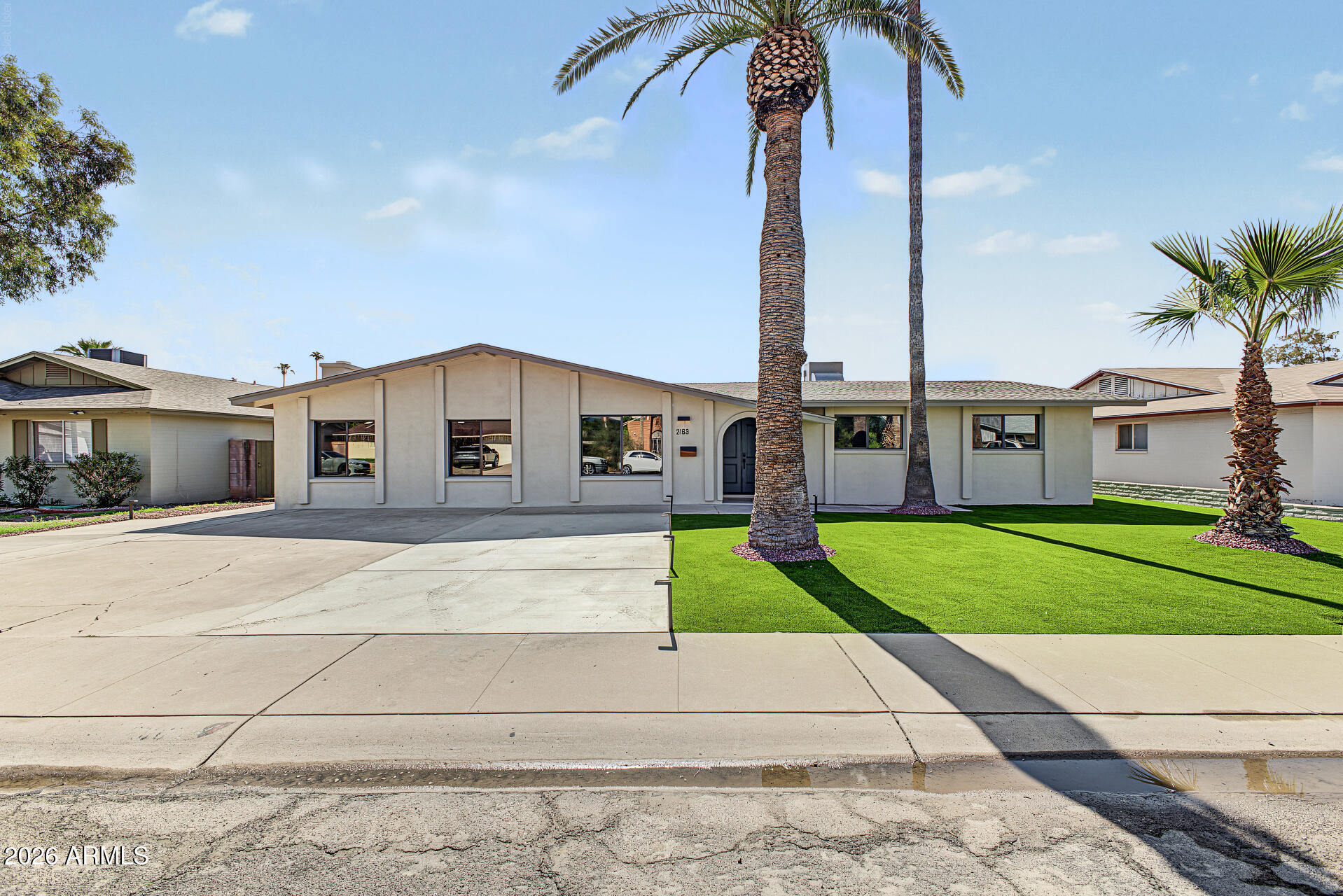 2163 E PALMCROFT Drive