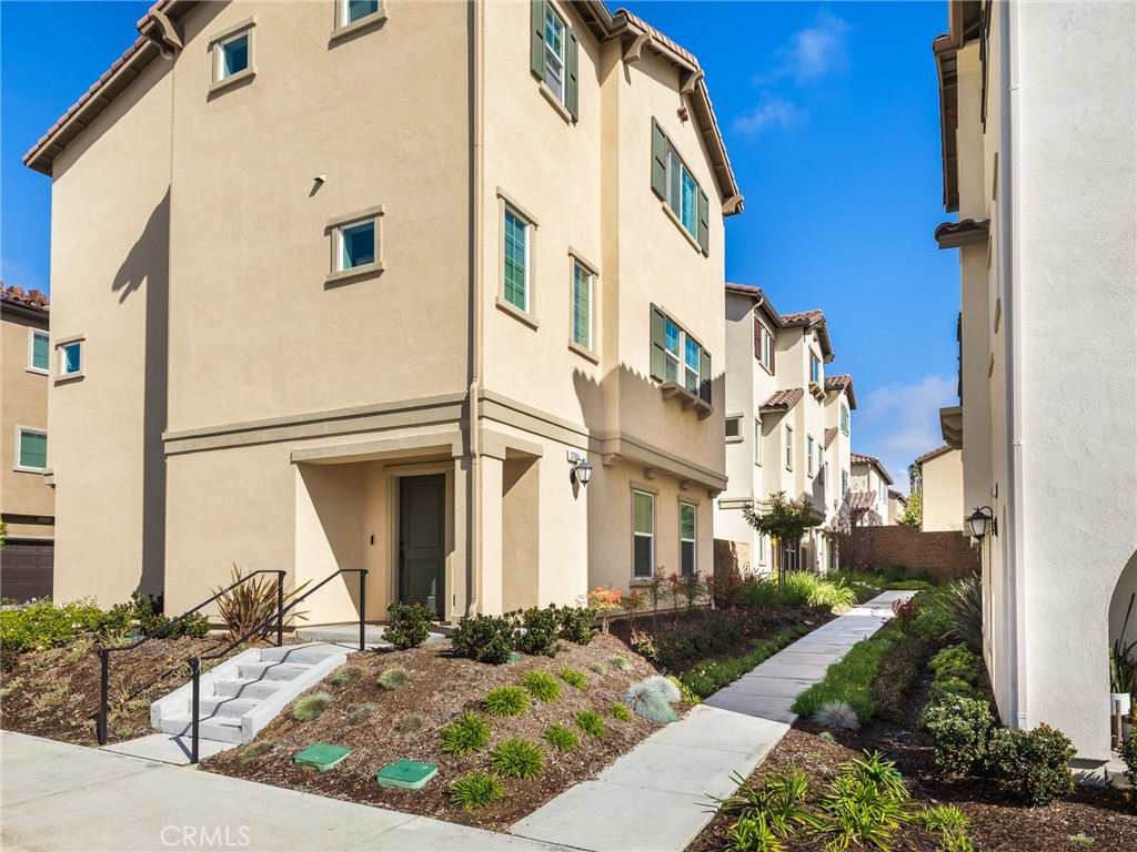 27646 S Heartwood Drive