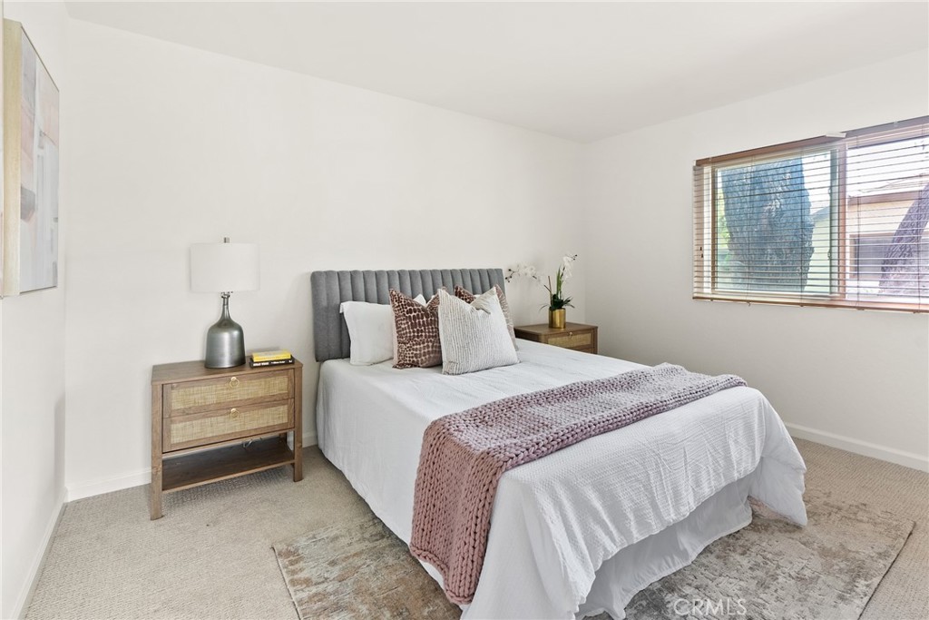 560 N Brea Boulevard 24