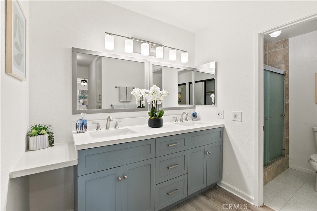 560 N Brea Boulevard 24