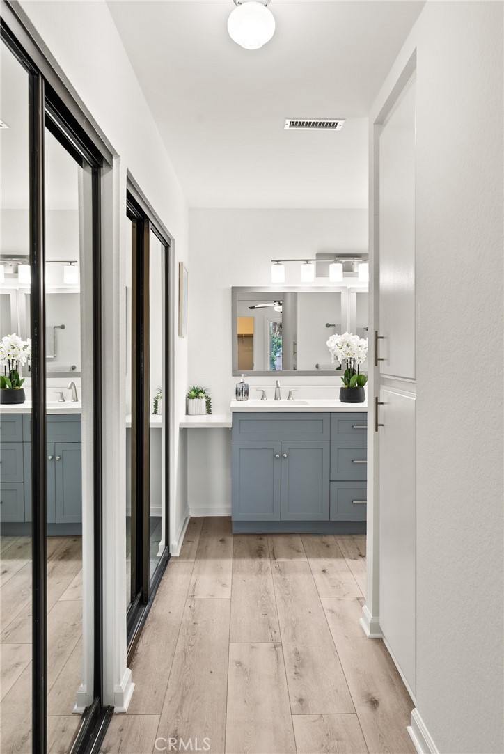 560 N Brea Boulevard 24