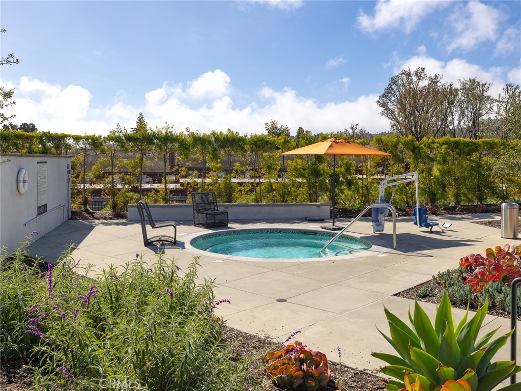 1673 Lexington Lane