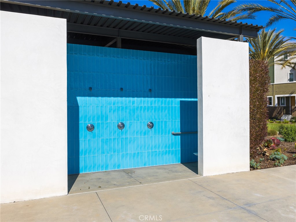 1673 Lexington Lane
