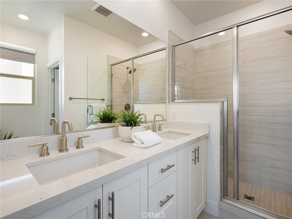 1673 Lexington Lane