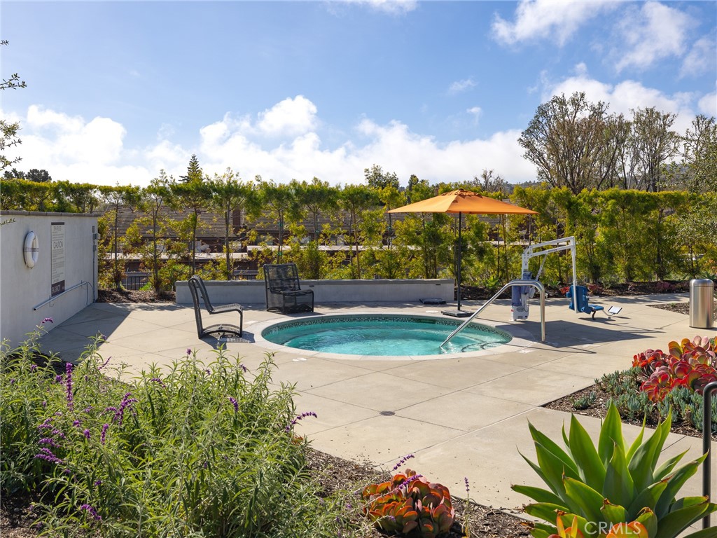 1673 Lexington Lane