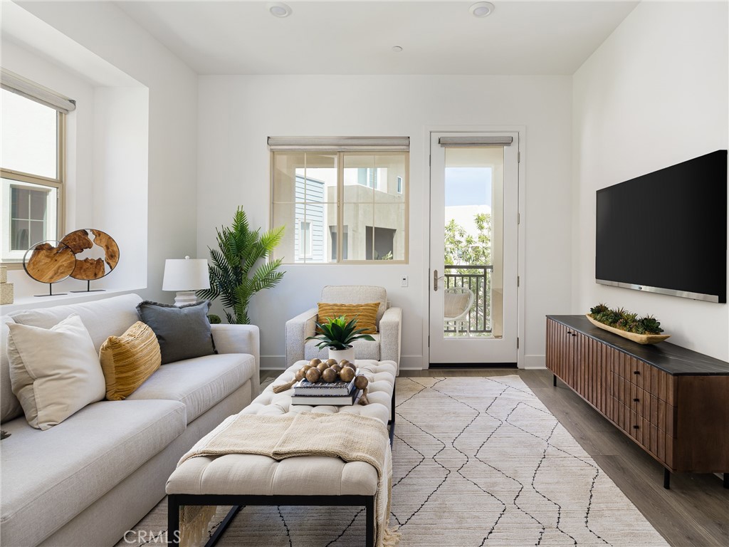 1673 Lexington Lane