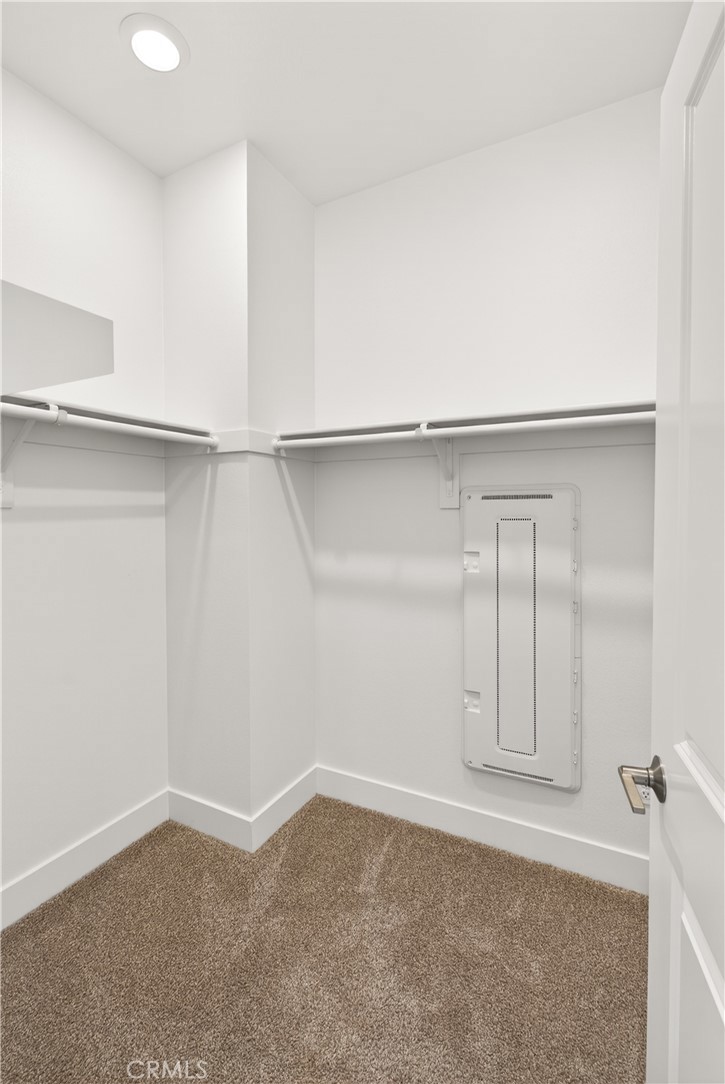 1682 W Lexington Lane