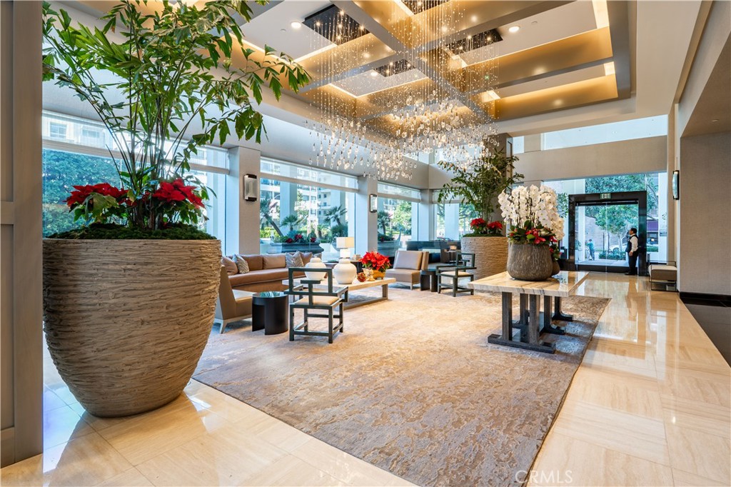 10560 Wilshire Boulevard 1706