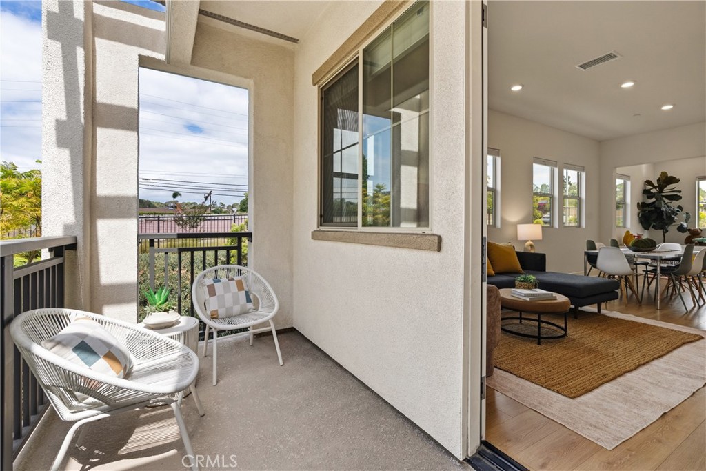 1698 Lexington Lane